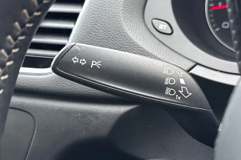 KS18CXH Audi Q3 1.4 TFSI CoD Black Edition S Tronic Euro 6 (s/s) 5dr Thumbnail #48