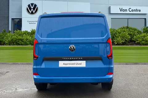CX75VTA Volkswagen Transporter 2.0 TDI T28 Commerce Pro Auto FWD SWB Euro 6 (s/s) 5dr Thumbnail #4