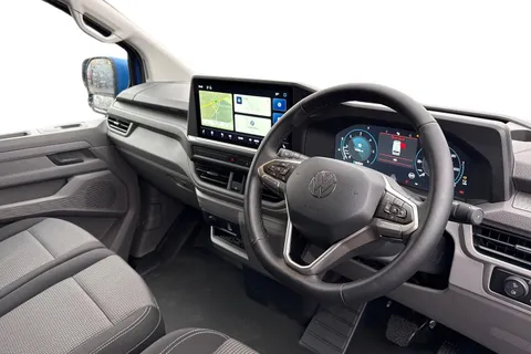 CX75VTA Volkswagen Transporter 2.0 TDI T28 Commerce Pro Auto FWD SWB Euro 6 (s/s) 5dr Thumbnail #13