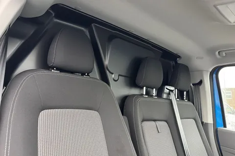 CX75VTA Volkswagen Transporter 2.0 TDI T28 Commerce Pro Auto FWD SWB Euro 6 (s/s) 5dr Thumbnail #23