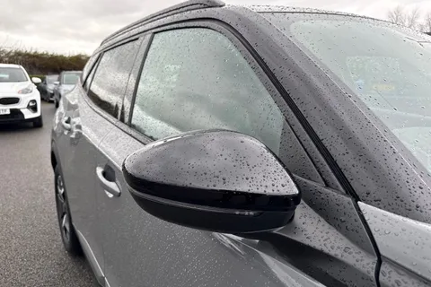 KS73MMJ PEUGEOT e-2008 54kWh GT Auto 5dr (7kW Charger) Thumbnail #29