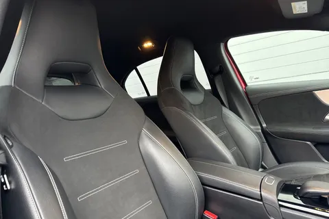 DS71EOC Mercedes-Benz A Class 1.3 A200 AMG Line Edition (Executive) 7G-DCT Euro 6 (s/s) 5dr Thumbnail #23