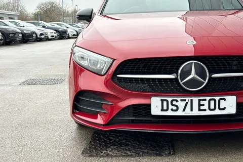 DS71EOC Mercedes-Benz A Class 1.3 A200 AMG Line Edition (Executive) 7G-DCT Euro 6 (s/s) 5dr Thumbnail #24