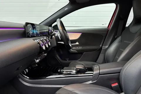 DS71EOC Mercedes-Benz A Class 1.3 A200 AMG Line Edition (Executive) 7G-DCT Euro 6 (s/s) 5dr Thumbnail #34