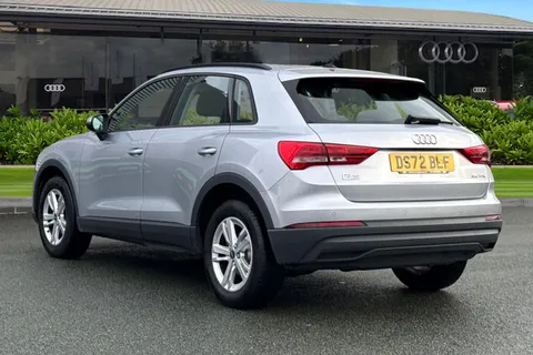 DS72BLF Audi Q3 Technik 35 TFSI  150 PS 6-speed Thumbnail #3