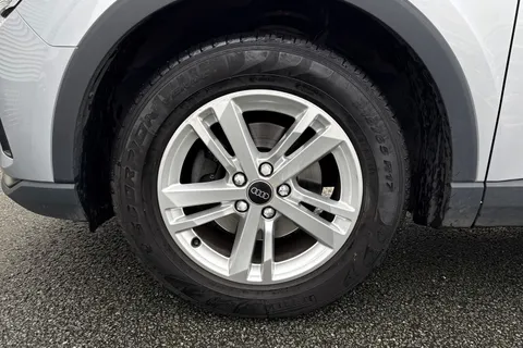 DS72BLF Audi Q3 Technik 35 TFSI  150 PS 6-speed Thumbnail #14