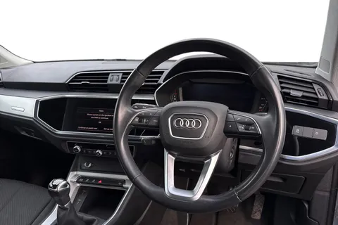 DS72BLF Audi Q3 Technik 35 TFSI  150 PS 6-speed Thumbnail #19