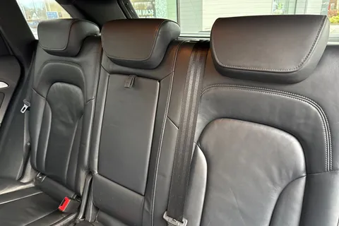 GY66NMM Audi Q5 2.0 TDI S line Plus S Tronic quattro Euro 6 (s/s) 5dr Thumbnail #19