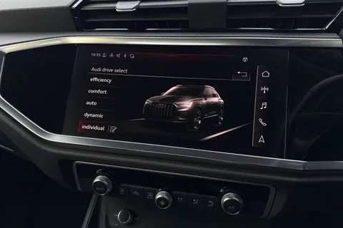 DS72BLF Audi Q3 Technik 35 TFSI  150 PS 6-speed Thumbnail #32