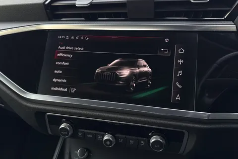 DS72BLF Audi Q3 Technik 35 TFSI  150 PS 6-speed Thumbnail #33