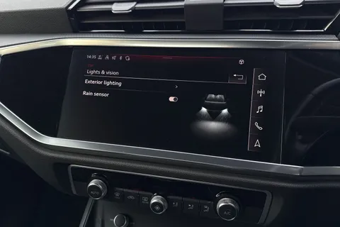 DS72BLF Audi Q3 Technik 35 TFSI  150 PS 6-speed Thumbnail #34