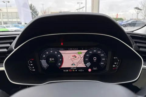 DS72BLF Audi Q3 Technik 35 TFSI  150 PS 6-speed Thumbnail #45