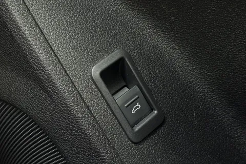 DS72BLF Audi Q3 Technik 35 TFSI  150 PS 6-speed Thumbnail #48