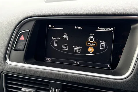 GY66NMM Audi Q5 2.0 TDI S line Plus S Tronic quattro Euro 6 (s/s) 5dr Thumbnail #46