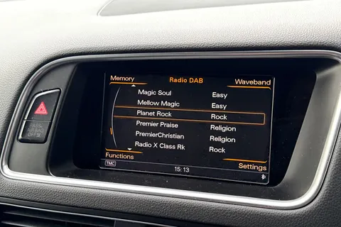 GY66NMM Audi Q5 2.0 TDI S line Plus S Tronic quattro Euro 6 (s/s) 5dr Thumbnail #47