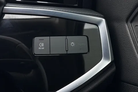 DS72BLF Audi Q3 Technik 35 TFSI  150 PS 6-speed Thumbnail #55