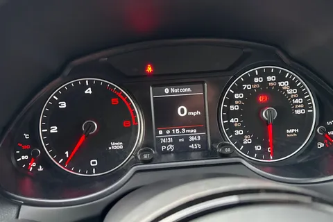 GY66NMM Audi Q5 2.0 TDI S line Plus S Tronic quattro Euro 6 (s/s) 5dr Thumbnail #60