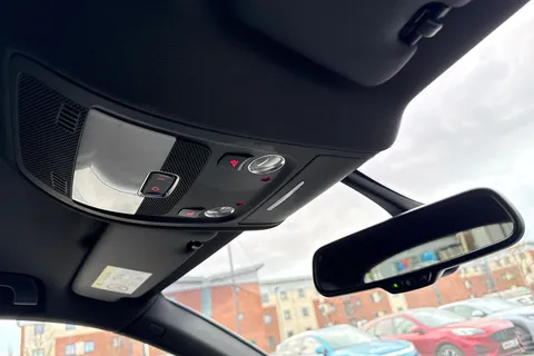 GY66NMM Audi Q5 2.0 TDI S line Plus S Tronic quattro Euro 6 (s/s) 5dr Thumbnail #61