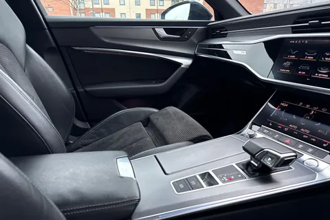 GY68XVH Audi A6 Saloon 2.0 TDI 40 S line S Tronic Euro 6 (s/s) 4dr Thumbnail #44