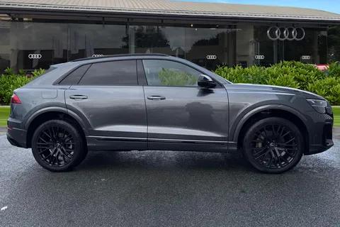 DX75UBF Audi Q8 SUV  Black Edition 50 TDI quattro 286 PS tiptronic Thumbnail #4