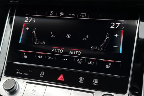 DX75UBF Audi Q8 SUV  Black Edition 50 TDI quattro 286 PS tiptronic Thumbnail #22