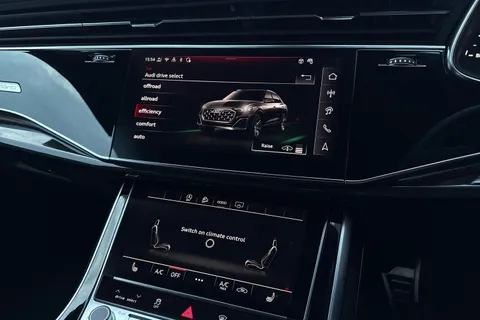 DX75UBF Audi Q8 SUV  Black Edition 50 TDI quattro 286 PS tiptronic Thumbnail #32