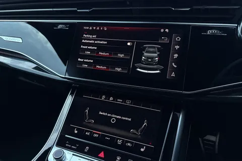 DX75UBF Audi Q8 SUV  Black Edition 50 TDI quattro 286 PS tiptronic Thumbnail #34