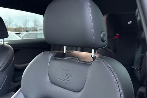 DX75UBF Audi Q8 SUV  Black Edition 50 TDI quattro 286 PS tiptronic Thumbnail #46