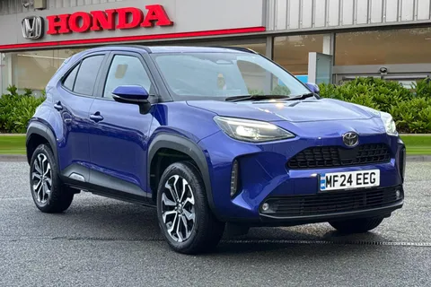 MF24EEG Toyota Yaris Cross 1.5 Hybrid Design 5dr CVT Thumbnail #2