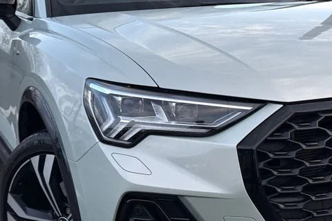 PN74KFE Audi Q3 Black Edition 35 TFSI  150 PS S tronic Thumbnail #10