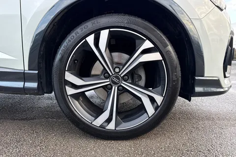 PN74KFE Audi Q3 Black Edition 35 TFSI  150 PS S tronic Thumbnail #11