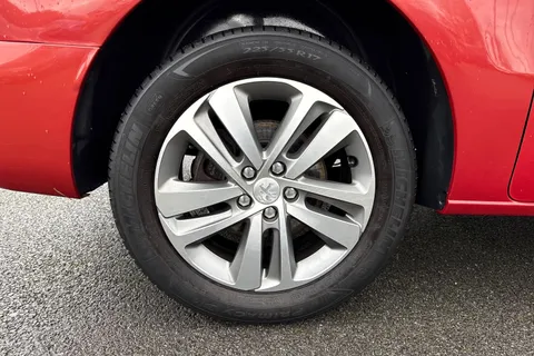 DH19PFF PEUGEOT Traveller 2.0 BlueHDi Allure Standard MPV MWB Euro 6 (s/s) 5dr Thumbnail #12
