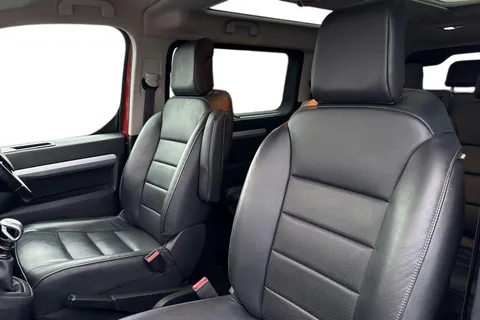 DH19PFF PEUGEOT Traveller 2.0 BlueHDi Allure Standard MPV MWB Euro 6 (s/s) 5dr Thumbnail #17