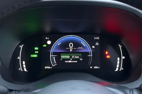 MF24EEG Toyota Yaris Cross 1.5 Hybrid Design 5dr CVT Thumbnail #20