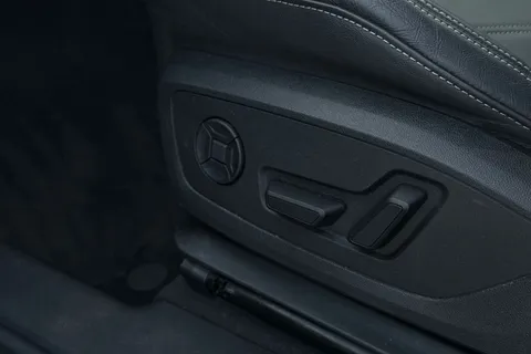 PN74KFE Audi Q3 Black Edition 35 TFSI  150 PS S tronic Thumbnail #29