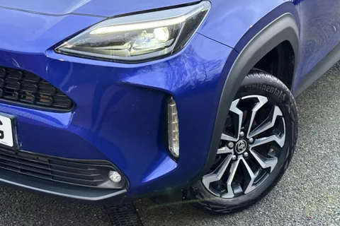 MF24EEG Toyota Yaris Cross 1.5 Hybrid Design 5dr CVT Thumbnail #27