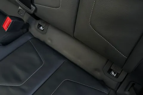 PN74KFE Audi Q3 Black Edition 35 TFSI  150 PS S tronic Thumbnail #30