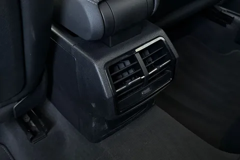 PN74KFE Audi Q3 Black Edition 35 TFSI  150 PS S tronic Thumbnail #32