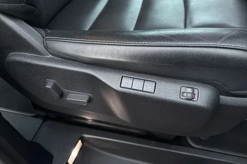 DH19PFF PEUGEOT Traveller 2.0 BlueHDi Allure Standard MPV MWB Euro 6 (s/s) 5dr Thumbnail #31