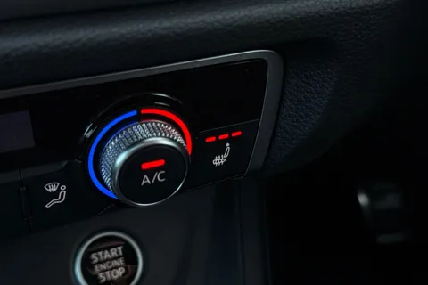 PN74KFE Audi Q3 Black Edition 35 TFSI  150 PS S tronic Thumbnail #36