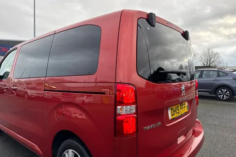 DH19PFF PEUGEOT Traveller 2.0 BlueHDi Allure Standard MPV MWB Euro 6 (s/s) 5dr Thumbnail #36