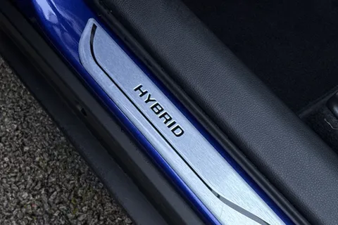 MF24EEG Toyota Yaris Cross 1.5 Hybrid Design 5dr CVT Thumbnail #35