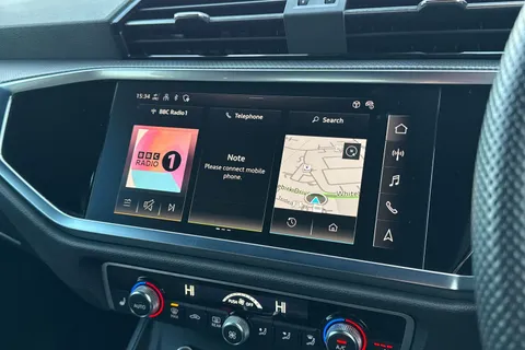 PN74KFE Audi Q3 Black Edition 35 TFSI  150 PS S tronic Thumbnail #44