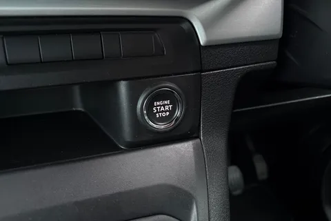 DH19PFF PEUGEOT Traveller 2.0 BlueHDi Allure Standard MPV MWB Euro 6 (s/s) 5dr Thumbnail #59