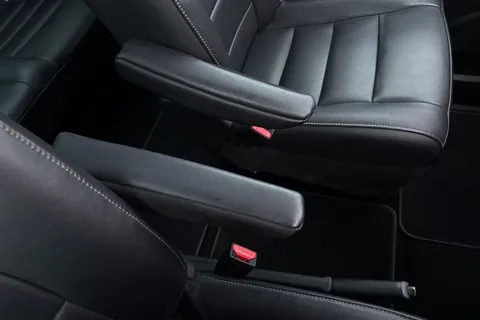 DH19PFF PEUGEOT Traveller 2.0 BlueHDi Allure Standard MPV MWB Euro 6 (s/s) 5dr Thumbnail #61