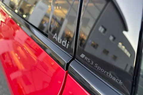  Audi RS 3 2.5 TFSI Carbon Black Sportback S Tronic quattro Euro 6 (s/s) 5dr Thumbnail #30