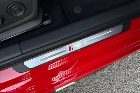  Audi RS 3 2.5 TFSI Carbon Black Sportback S Tronic quattro Euro 6 (s/s) 5dr Thumbnail #44