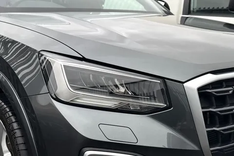 PX75KNP Audi Q2 S line 35 TFSI  150 PS S tronic Thumbnail #10