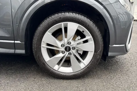 PX75KNP Audi Q2 S line 35 TFSI  150 PS S tronic Thumbnail #11