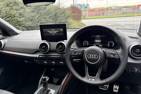 PX75KNP Audi Q2 S line 35 TFSI  150 PS S tronic Thumbnail #19